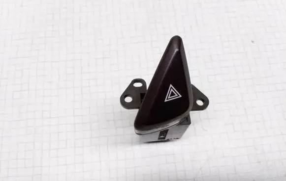Mitsubishi Space Wagon Hazard light switch