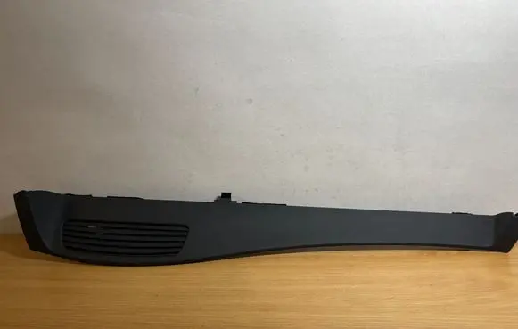 Mercedes-Benz S W221 Dashboard glove box trim A2216890808 C3530