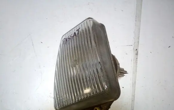 Volkswagen PASSAT Headlight/headlamp