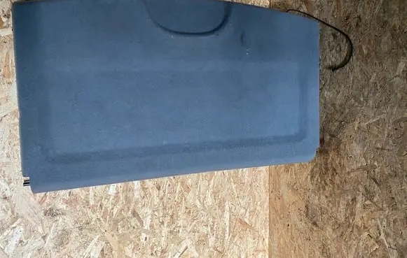 Parcel shelf