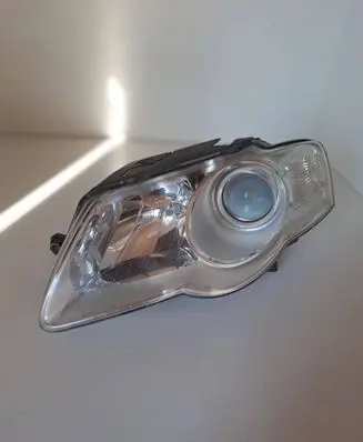 Volkswagen PASSAT B6 Headlight/headlamp 3C0941005M 89312170