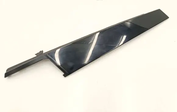 BMW 2 F46 Front door glass trim molding 7316729 7316765