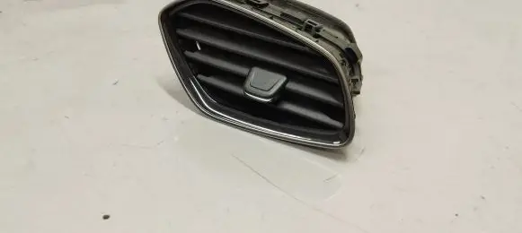 Opel Grandland X Dashboard side air vent grill/cover trim 00226823