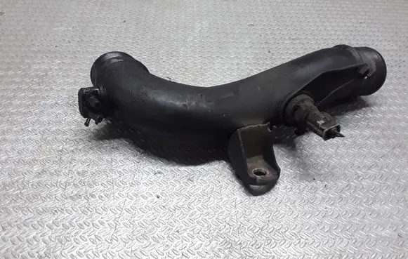 Toyota Corolla Verso AR10 Intercooler hose/pipe 173620R010