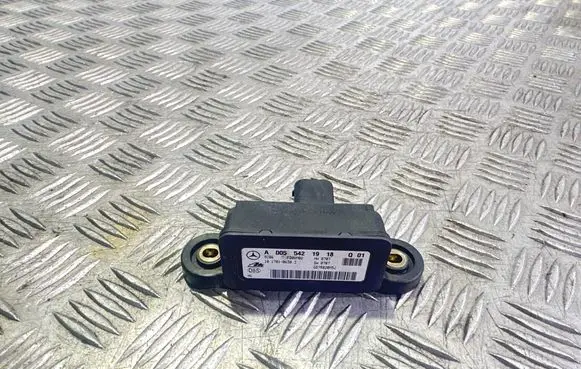 Mercedes-Benz C W204 ESP acceleration yaw rate sensor A0055421918 10170106303