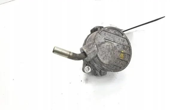 Mercedes-Benz S W220 Vacuum pump A6122300065