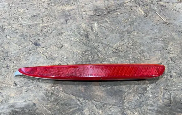 Mazda 6 Rear tail light reflector 250-61971 S2507P103-I GJ6A-51-5M0B