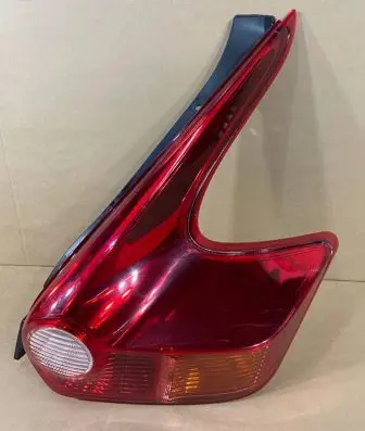 Nissan Juke I F15 Rear/tail lights