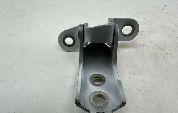 Toyota Corolla E210 E21 Tailgate/trunk/boot hinge 3823