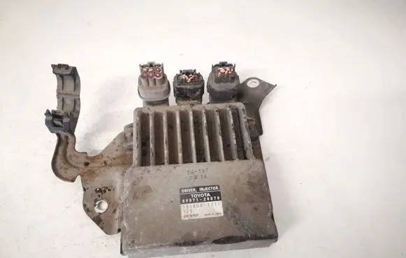 Toyota Corolla Verso AR10 Fuel injection control unit/module 8987120070 89871-20070