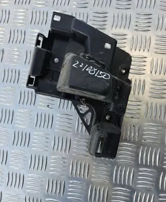 Citroen Berlingo Rear bumper mounting bracket 9816808180