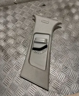 Mercedes-Benz C W204 (B) pillar trim (top) A2048600930