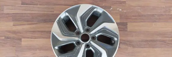 R16 alloy rim