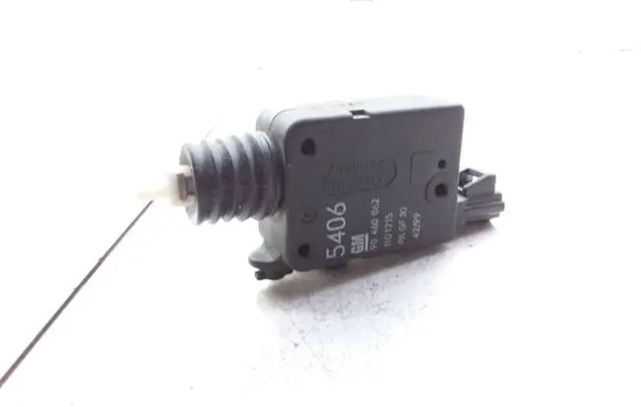 Opel Zafira A Central locking motor 90460062