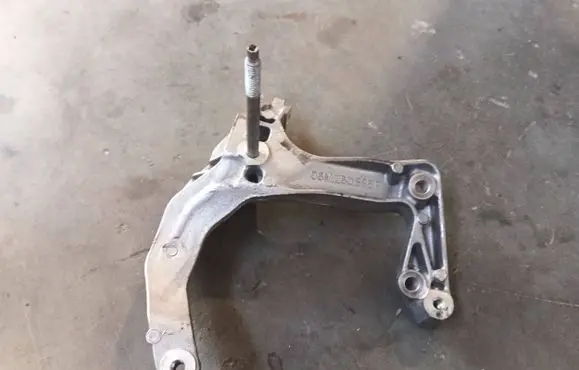 Audi A4 S4 B9 Engine mount bracket 06M260885R
