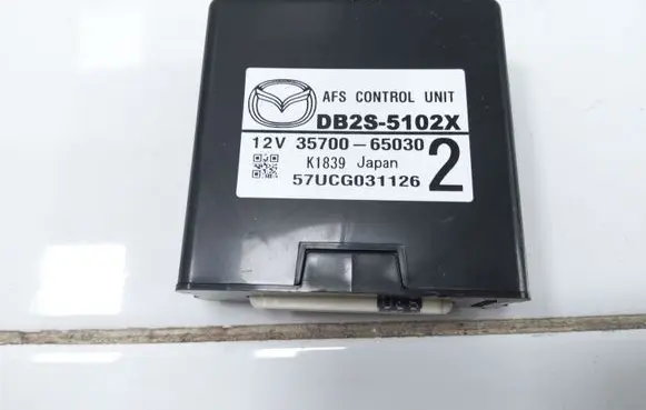 Mazda CX-3 Light module LCM DB2S5102X