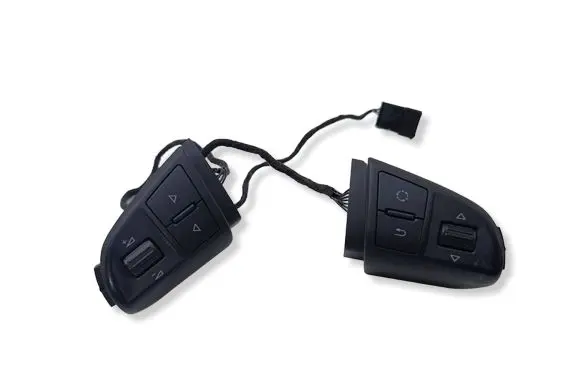 Skoda Octavia Mk2 (1Z) Steering wheel buttons/switches 3T0959538 61960392 3T0959537