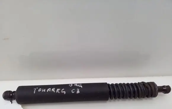 Volkswagen Touareg I Tailgate strut 7L6827550