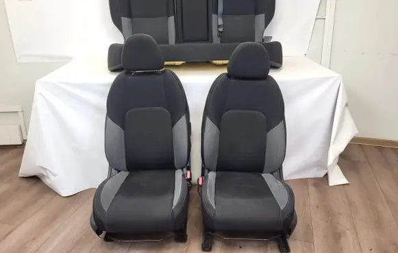 Nissan Qashqai Seat set 