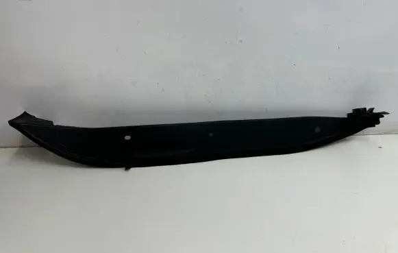 Porsche Macan (95B) Fender end trim 95B854777B