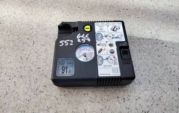 Mercedes-Benz GLC C253 Tire air pump compressor A000583820030 A0005838200