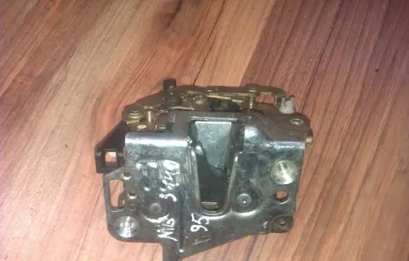 Mercedes-Benz CL C140 Rear door lock 1407300135