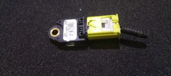 Toyota Auris 150 Airbag deployment crash/impact sensor 8983102080 89831-02080