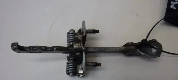 Opel Movano B Front door check strap stopper 804304453R