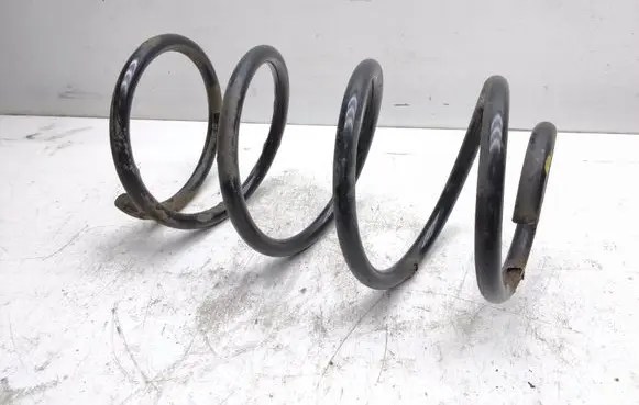 Volvo V40 Front coil spring 