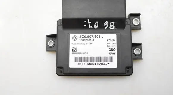 Volkswagen PASSAT B6 Other control units/modules 3C0907801J