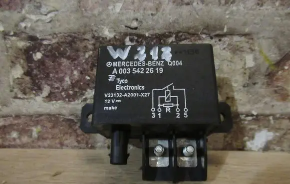 Mercedes-Benz E W212 Other relay A0035422619