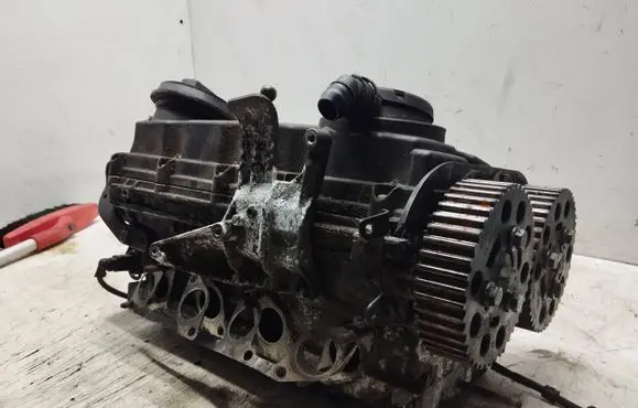 Audi A4 S4 B7 8E 8H Engine head 