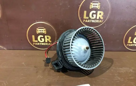 Mercedes-Benz C W204 Heater fan/blower V7771001