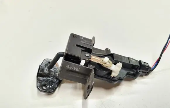 KIA Sorento Tailgate window lock/catch/latch 4K27 4KVL 871303E000