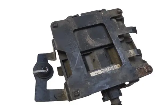 Volkswagen Golf V Turbo solenoid valve 6Q0906625