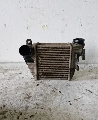 Volkswagen Golf IV Intercooler radiator