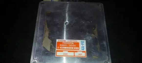 Toyota Corolla E90 Engine control unit/module 8966112550 ma-5560