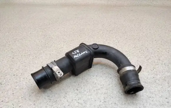 Renault Megane II Air intake hose/pipe 8200384940