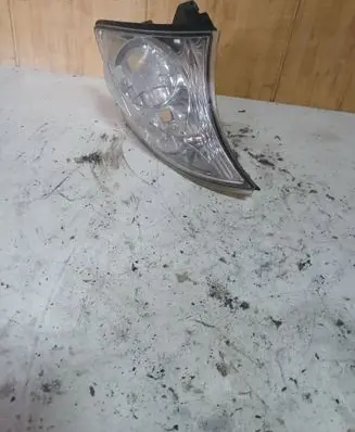 Front indicator light