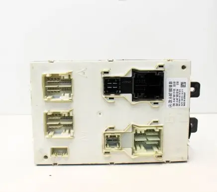 Mercedes-Benz Vito Viano W447 Central body control module A4479009808