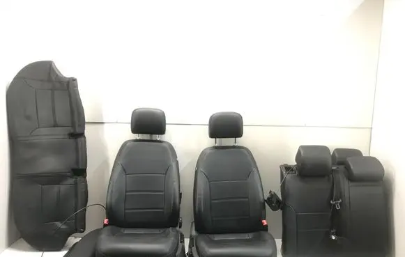 Volkswagen PASSAT B7 Seat set 