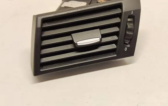 BMW X3 E83 Dashboard side air vent grill/cover trim 3415973