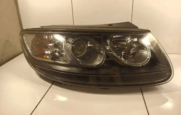 Hyundai Santa Fe Headlight/headlamp 921022B025 921022B0