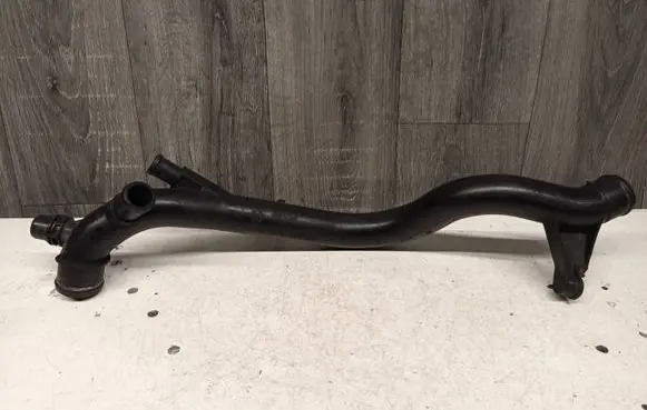 Audi A4 S4 B8 8K Engine coolant pipe/hose 03L121071C