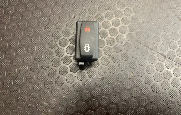 Opel Vivaro Central locking switch button 26488 041254A 6271111