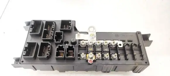 Volvo XC90 Fuse box set 518829106 30728008