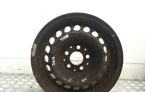 Mercedes-Benz E W210 R15 steel rim A2104000702