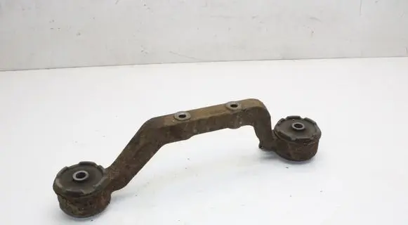 Lexus RX 330 - 350 - 400H Rear differential/diff mount bracket 