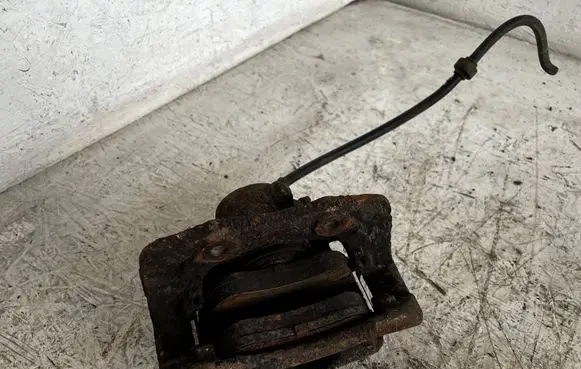 Citroen C3 Pluriel Front brake caliper