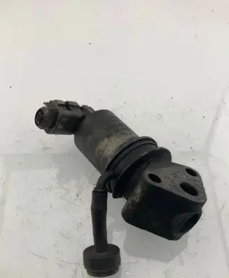 Volkswagen Golf IV EGR valve 7227850601T206